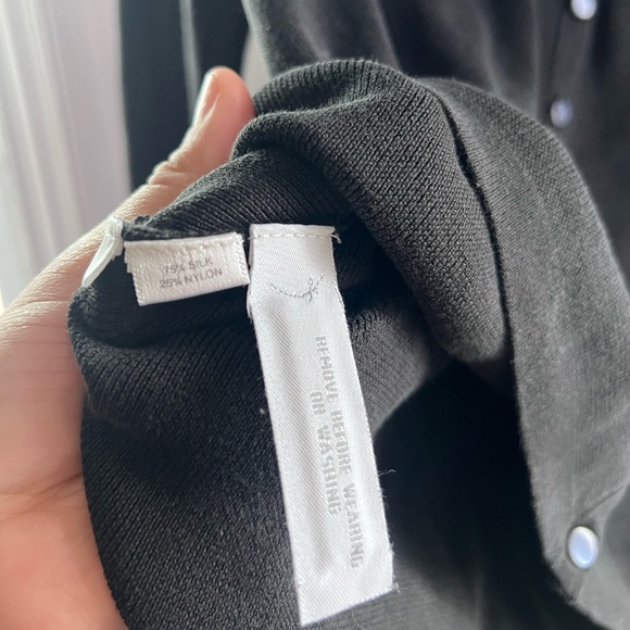 Ann Taylor || Women’s Black Button Down Casual Outdoor Cardigan Silk Blend L - Picture 5 of 9